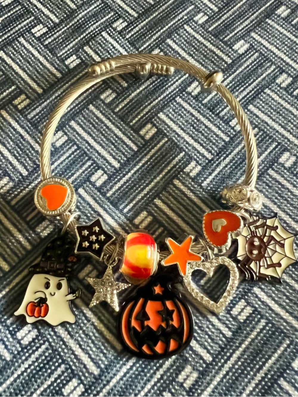 Silvertone Adjustable Expandable Wrap Halloween Charmed Bracelet Adorable